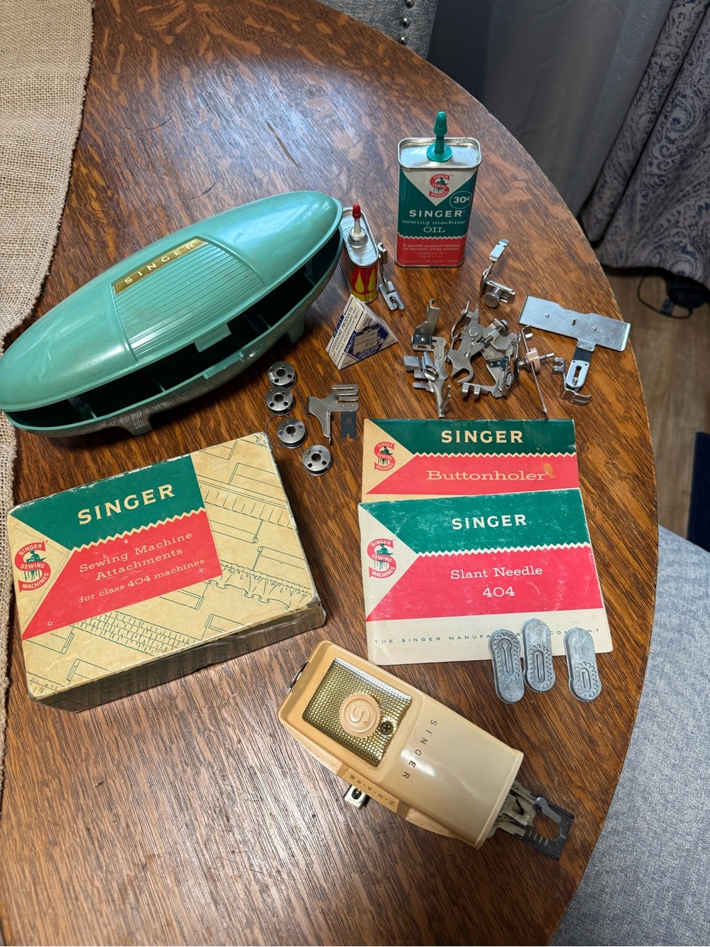 Vintage Singer 404 Slant Needle Sewing Machine Attachments Buttonholer Lot USA